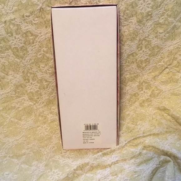 Elegant Cake Server Set with Stainless Steel Blade - Picture 2 of 7